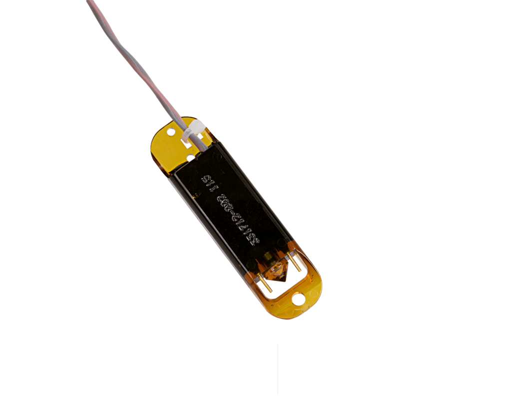 Solid-State Discriminating Interstitial Sensor for Fiberglass